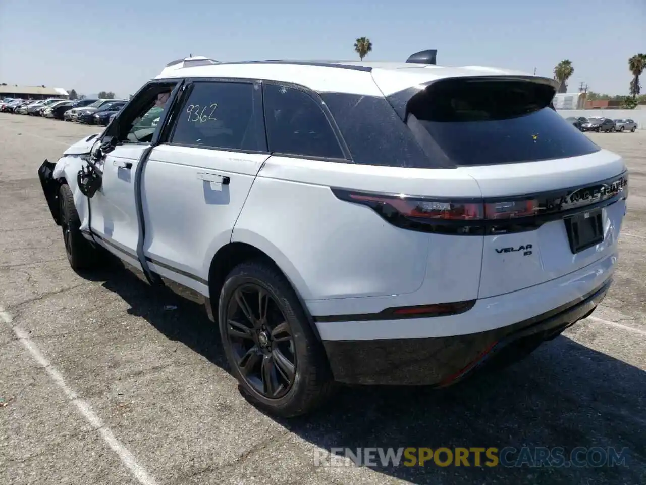 3 Photograph of a damaged car SALYT2EX4MA314397 LAND ROVER RANGEROVER 2021