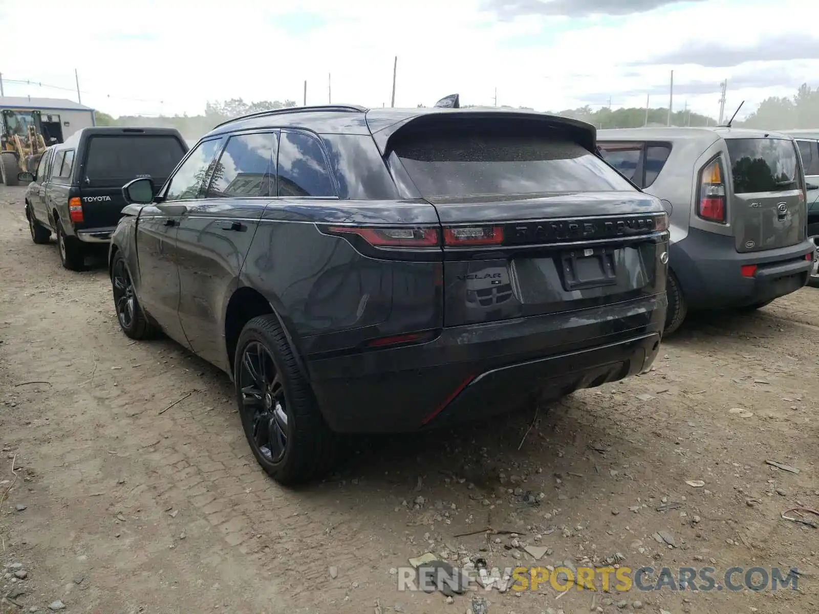 3 Photograph of a damaged car SALYT2EX7MA314197 LAND ROVER RANGEROVER 2021