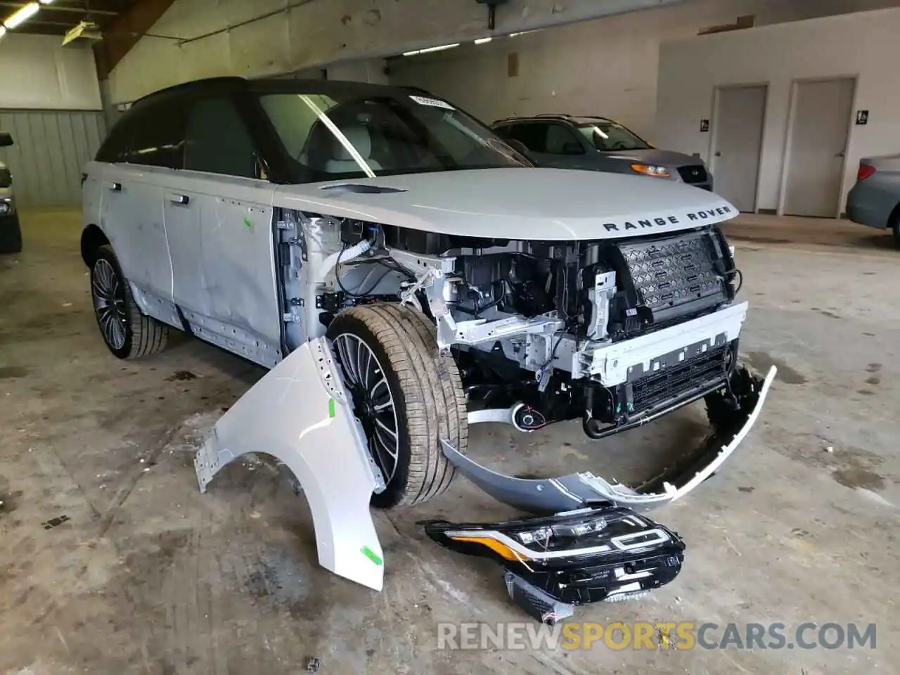 1 Photograph of a damaged car SALYT2EX7MA322994 LAND ROVER RANGEROVER 2021