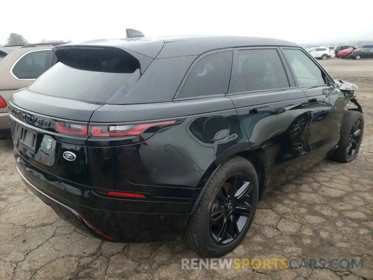 4 Photograph of a damaged car SALYT2EX8MA305864 LAND ROVER RANGEROVER 2021