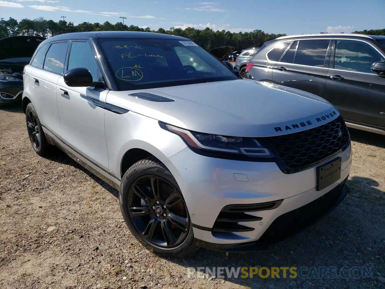 1 Photograph of a damaged car SALYT2EXXMA316039 LAND ROVER RANGEROVER 2021