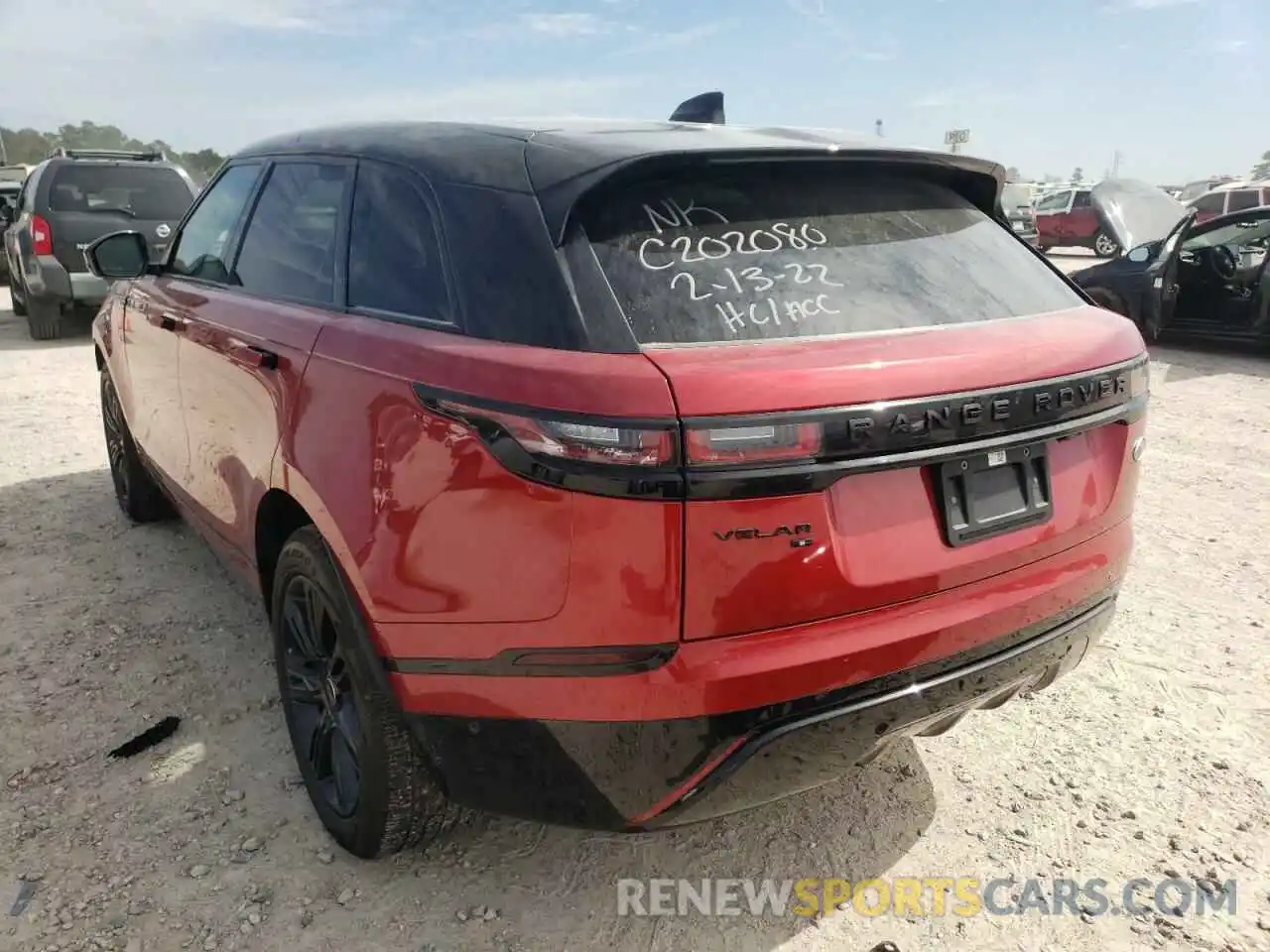 3 Photograph of a damaged car SALYT2EXXMA322617 LAND ROVER RANGEROVER 2021