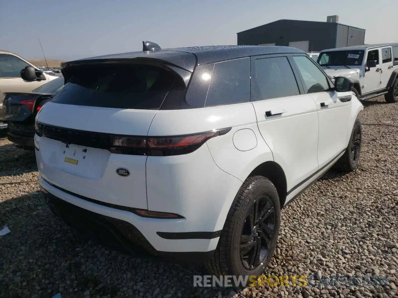 4 Photograph of a damaged car SALZJ2FX0MH147567 LAND ROVER RANGEROVER 2021