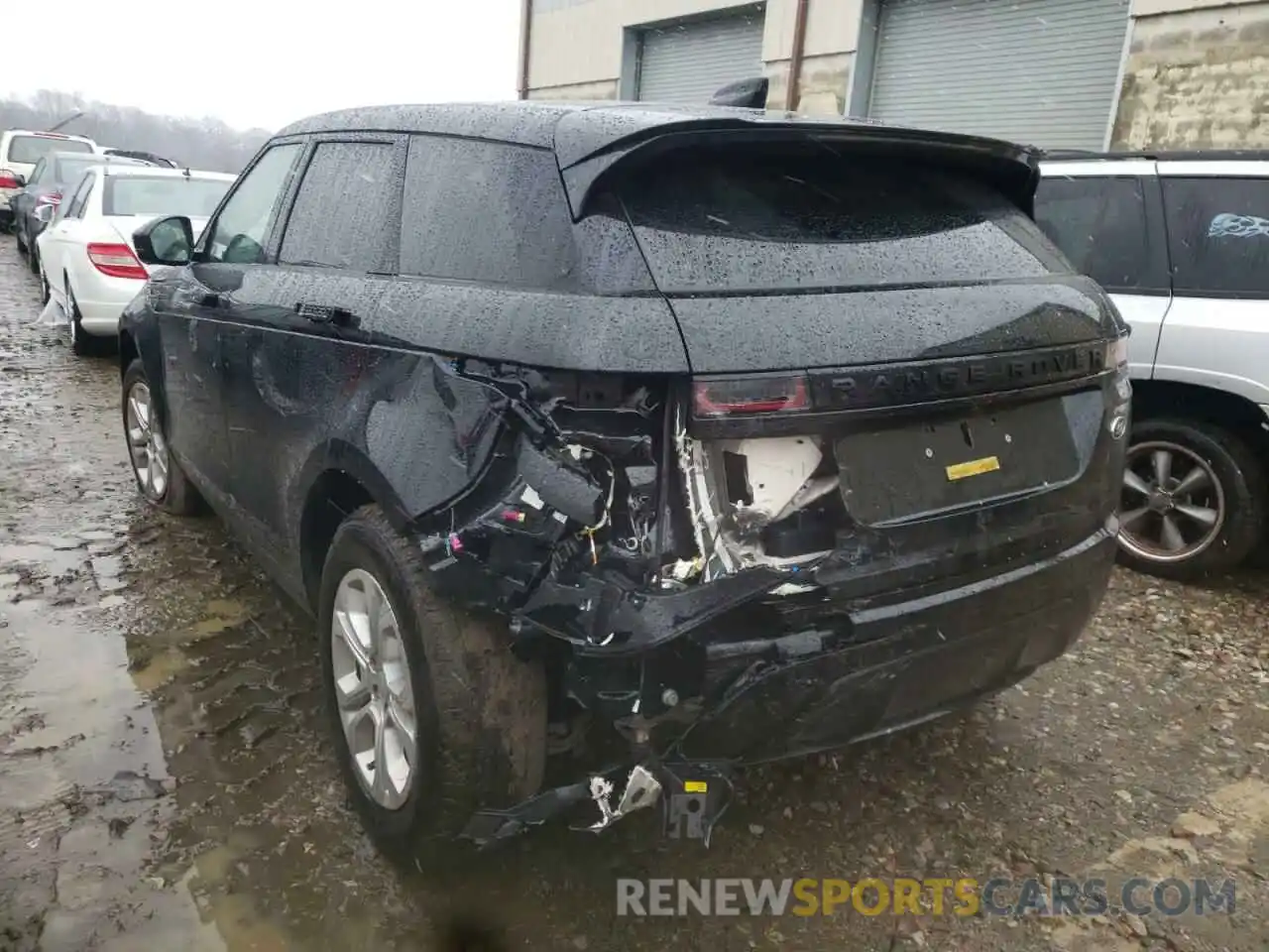 3 Photograph of a damaged car SALZJ2FX8MH122531 LAND ROVER RANGEROVER 2021