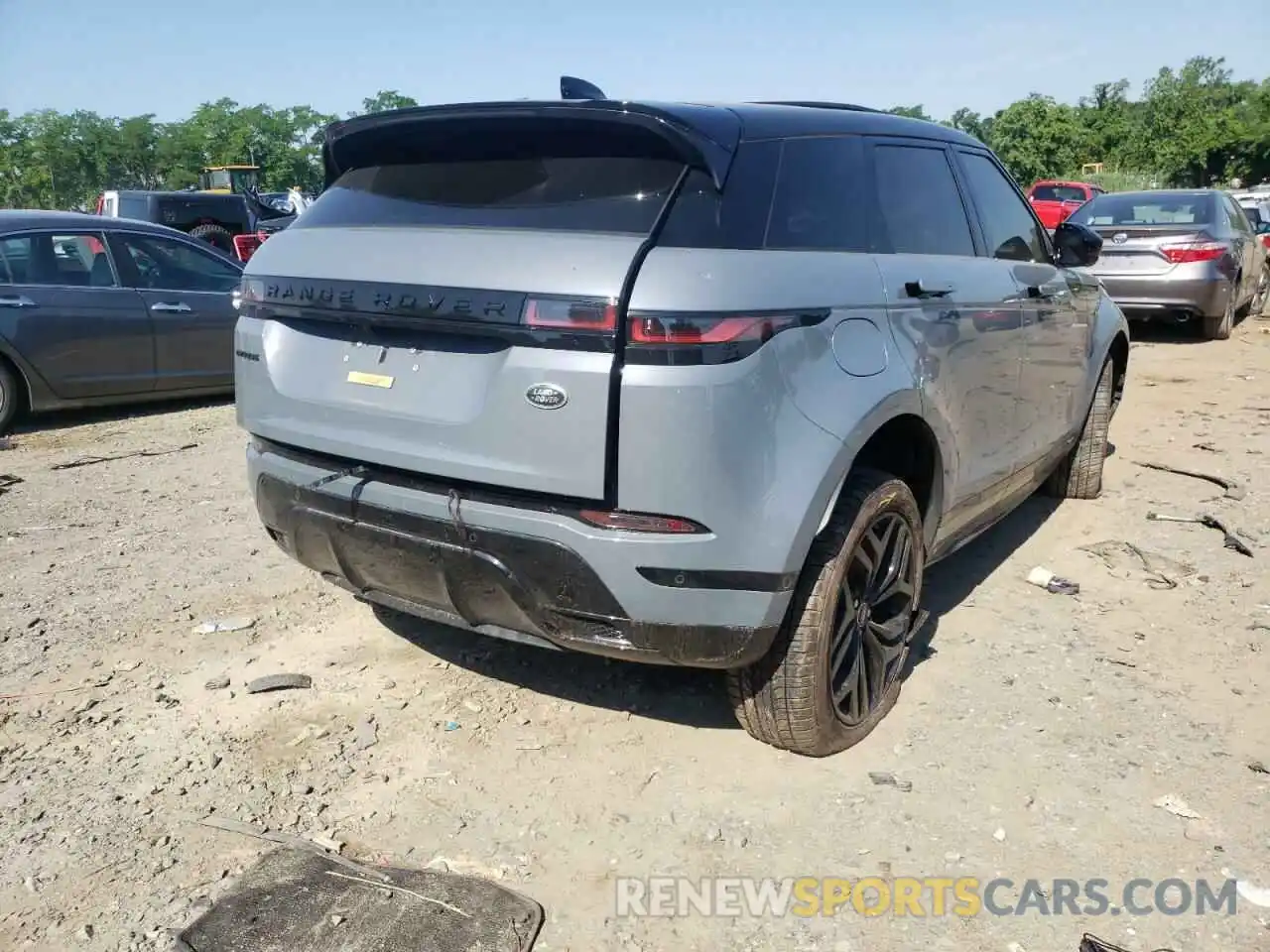 4 Photograph of a damaged car SALZL2FX5MH131097 LAND ROVER RANGEROVER 2021