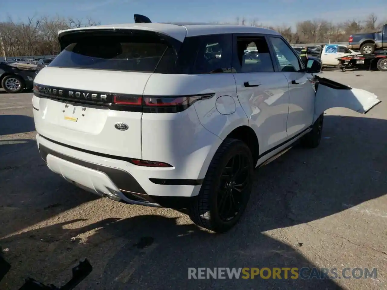 4 Photograph of a damaged car SALZL2FX9MH122502 LAND ROVER RANGEROVER 2021