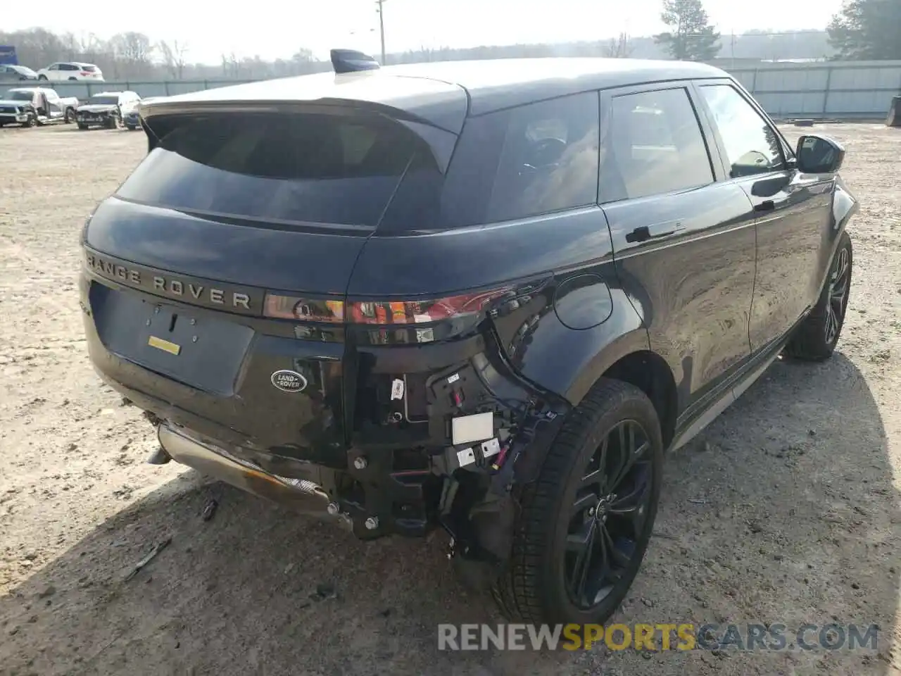 4 Photograph of a damaged car SALZL2FXXMH122783 LAND ROVER RANGEROVER 2021