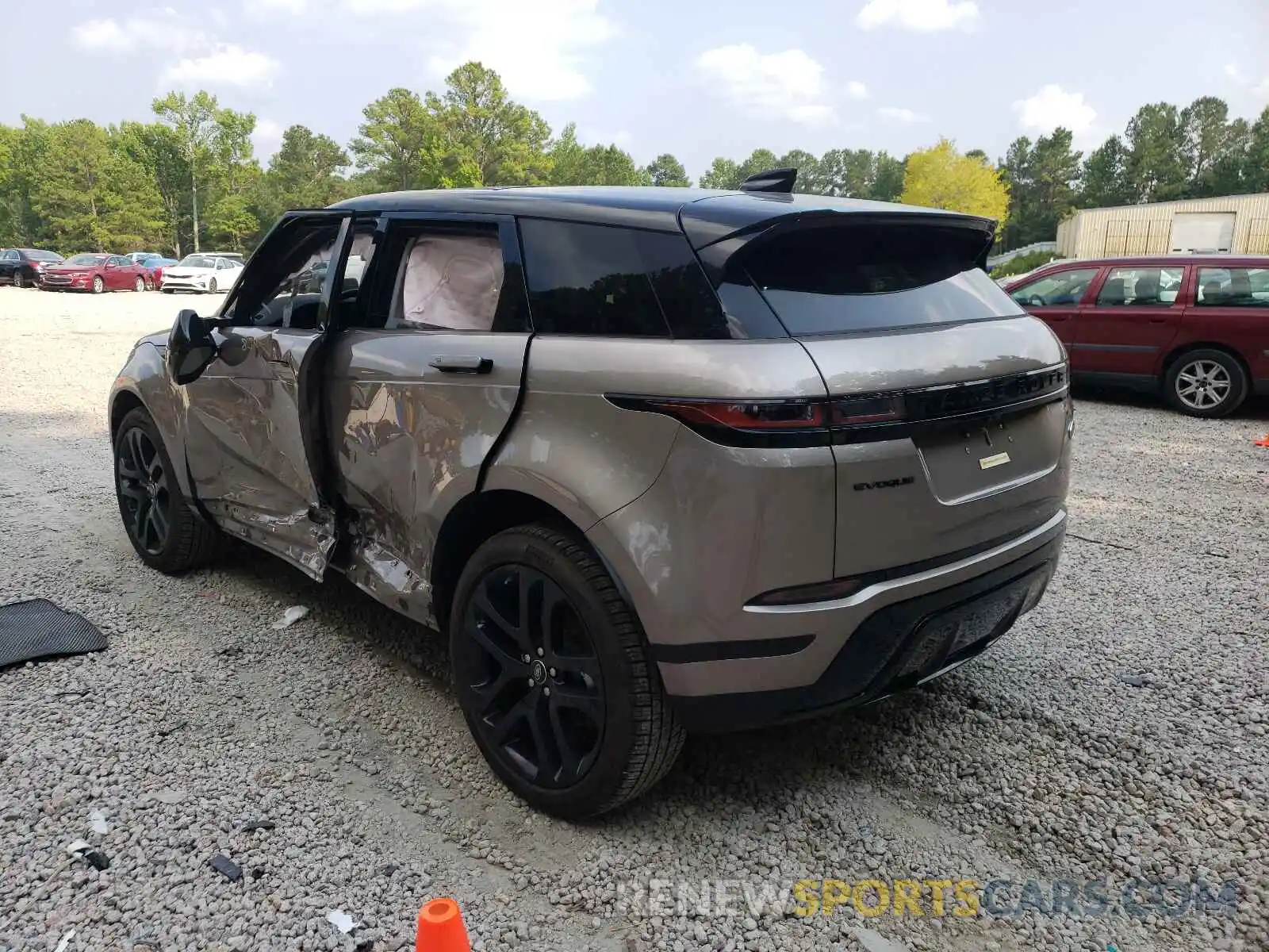 3 Photograph of a damaged car SALZP2FX1MH143686 LAND ROVER RANGEROVER 2021