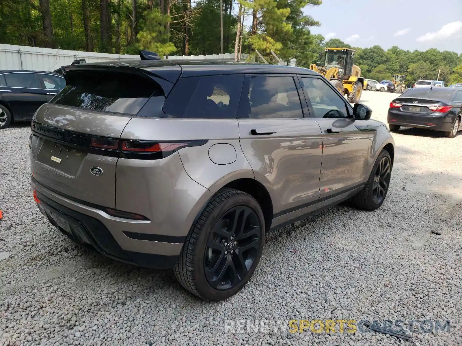 4 Photograph of a damaged car SALZP2FX1MH143686 LAND ROVER RANGEROVER 2021