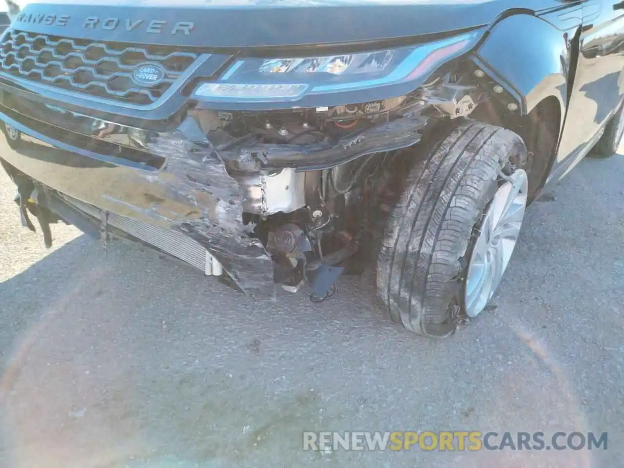 9 Photograph of a damaged car SALZT2FX6MH144909 LAND ROVER RANGEROVER 2021