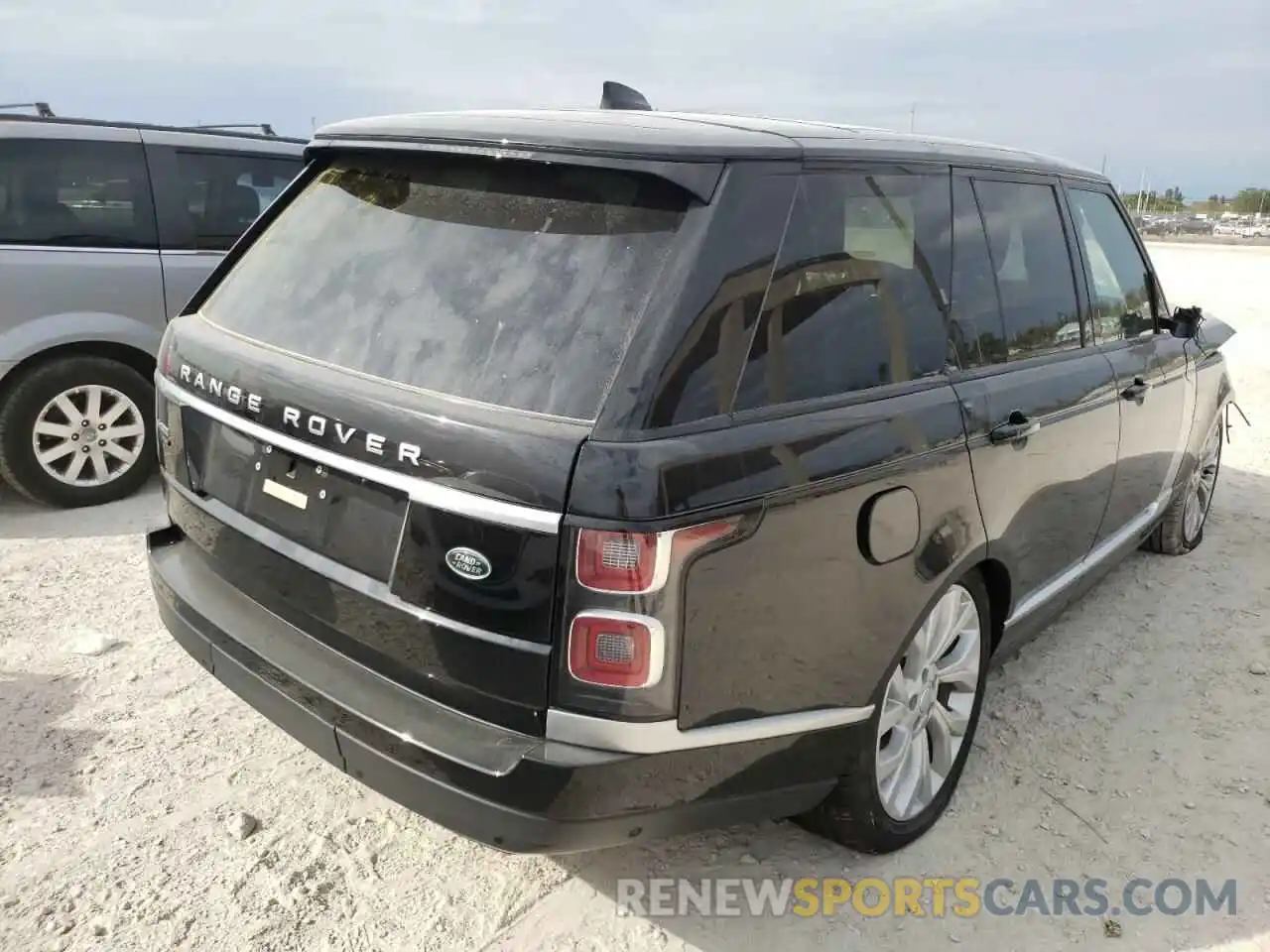 4 Photograph of a damaged car SALGS2RU0NA462479 LAND ROVER RANGEROVER 2022