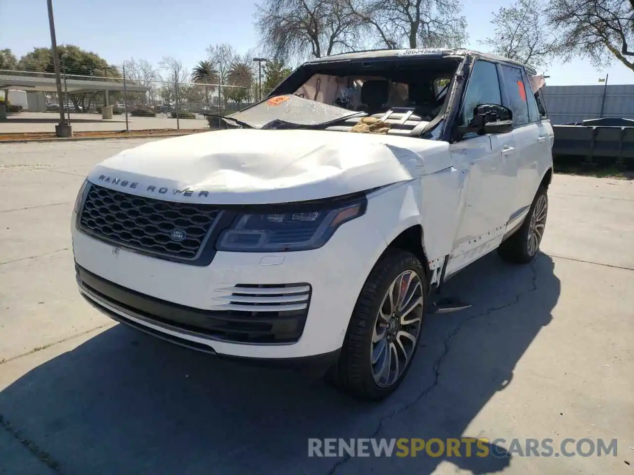 2 Photograph of a damaged car SALGS2RU2NA470745 LAND ROVER RANGEROVER 2022