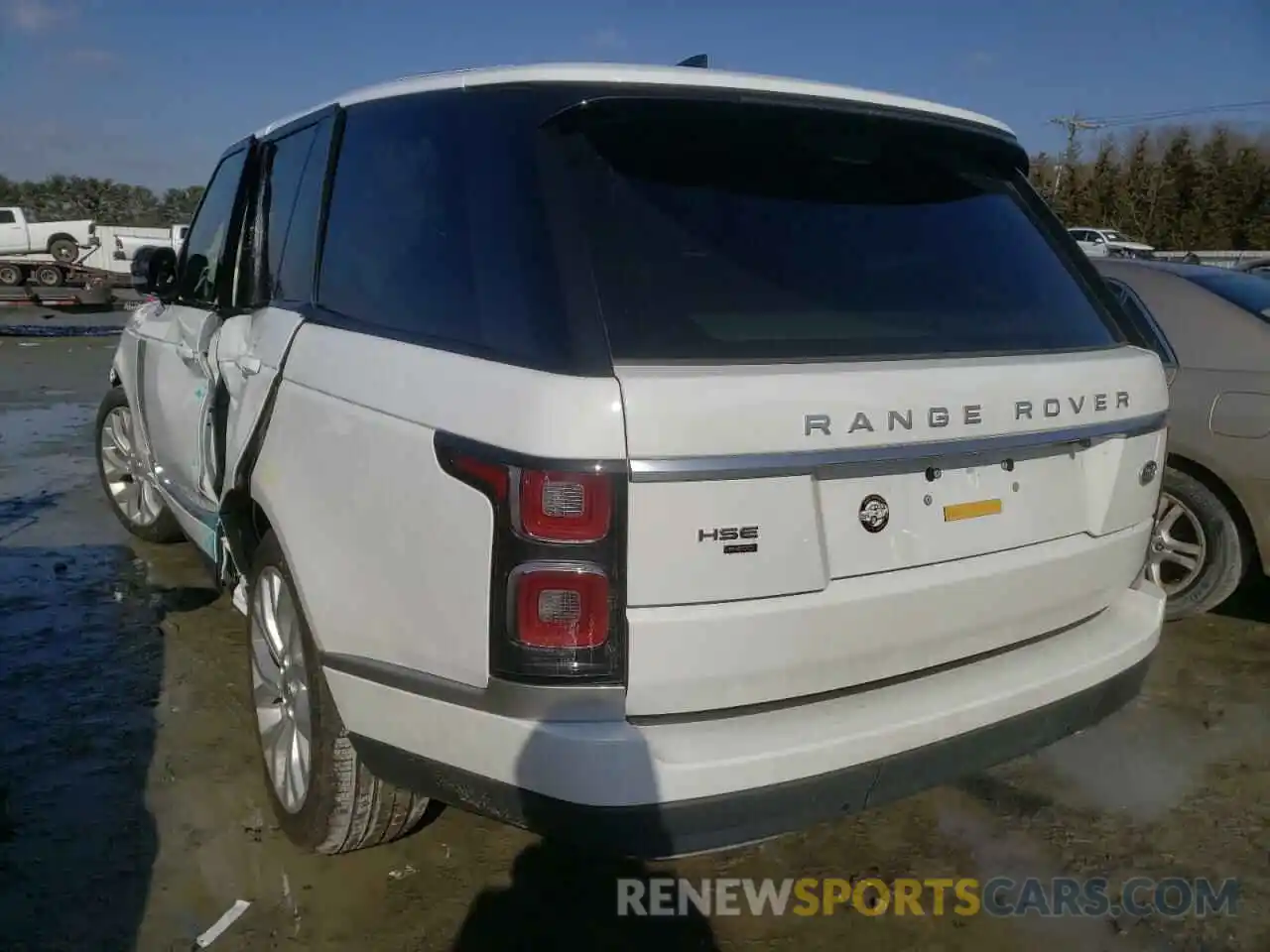 3 Photograph of a damaged car SALGS2RU9NA467003 LAND ROVER RANGEROVER 2022