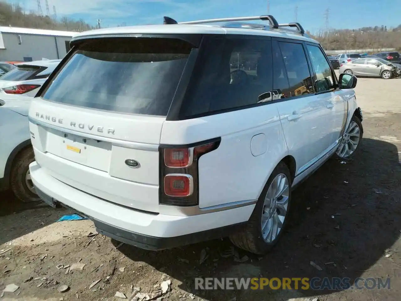 4 Photograph of a damaged car SALGS2RUXNA462635 LAND ROVER RANGEROVER 2022