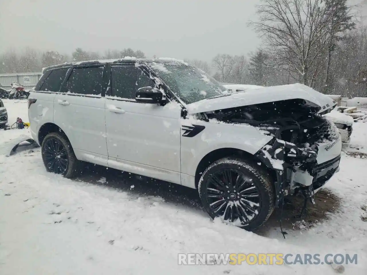 4 Photograph of a damaged car SALWR2SE0NA203565 LAND ROVER RANGEROVER 2022