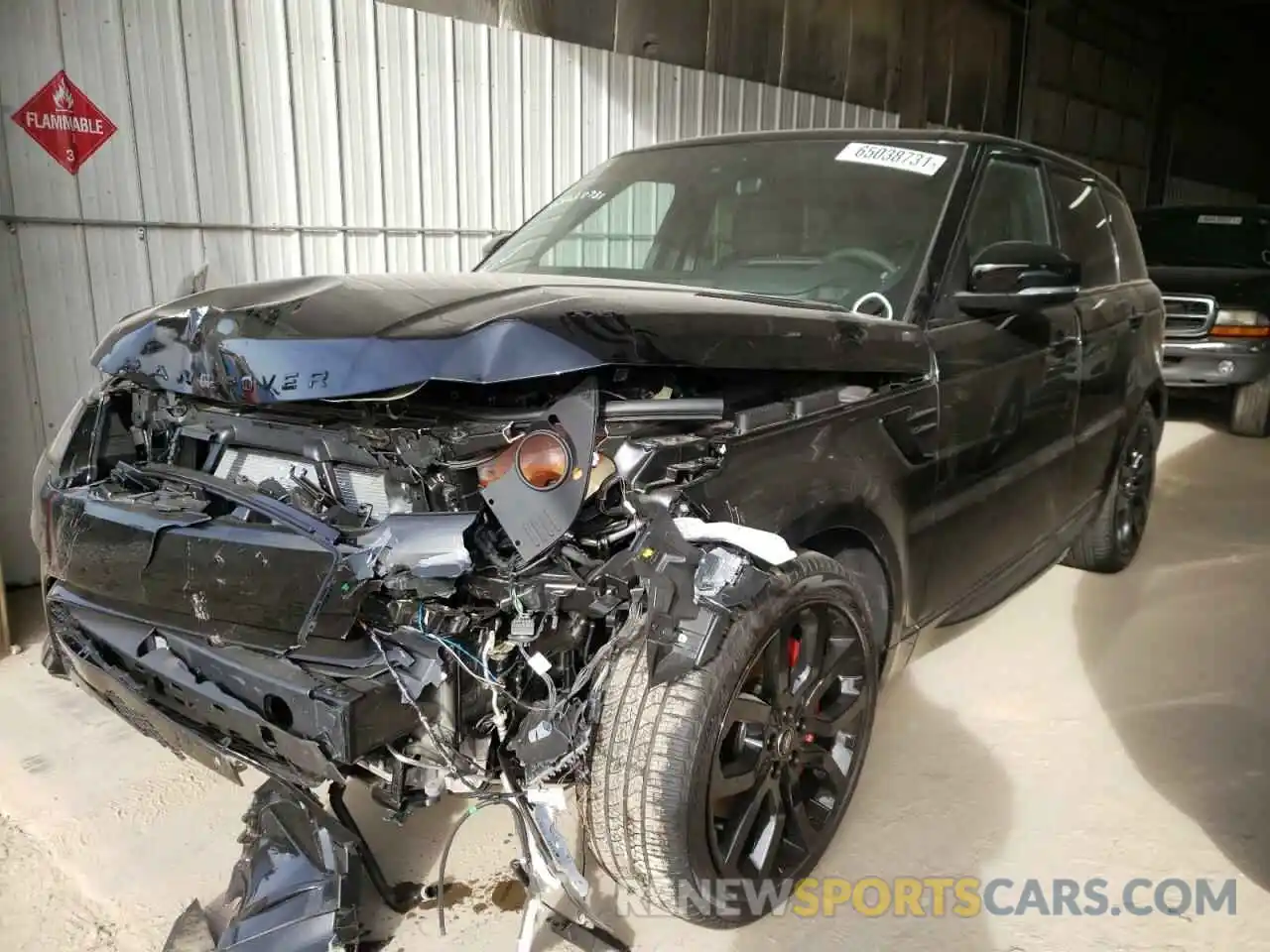 2 Photograph of a damaged car SALWR2SE8NA211719 LAND ROVER RANGEROVER 2022