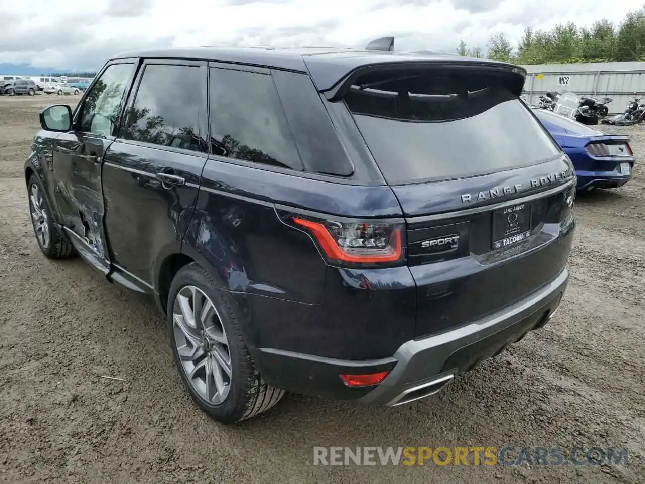 3 Photograph of a damaged car SALWR2SU4NA237399 LAND ROVER RANGEROVER 2022