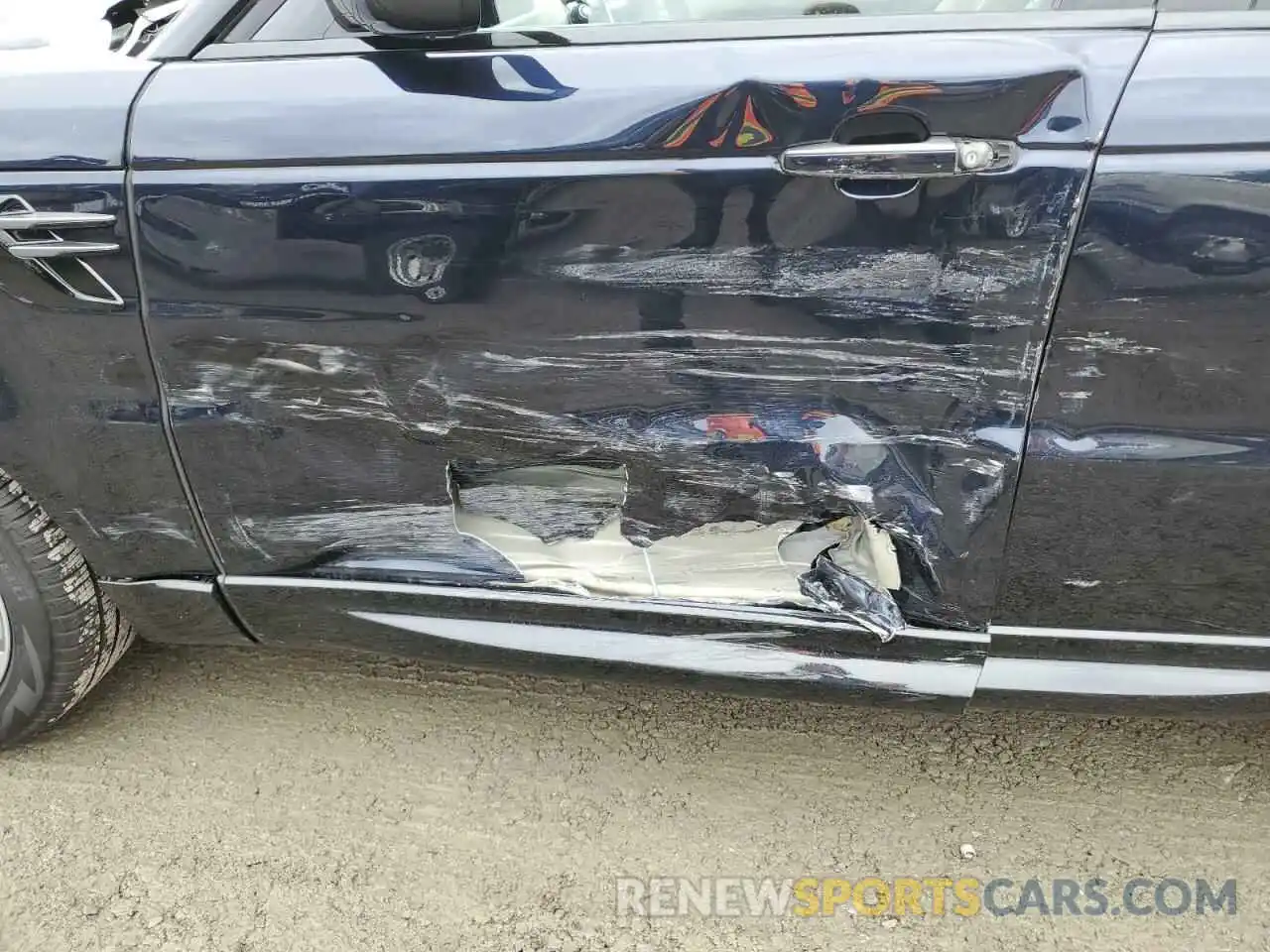 9 Photograph of a damaged car SALWR2SU4NA237399 LAND ROVER RANGEROVER 2022