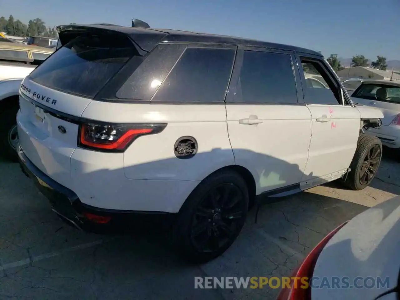 3 Photograph of a damaged car SALWR2SU7NA210519 LAND ROVER RANGEROVER 2022