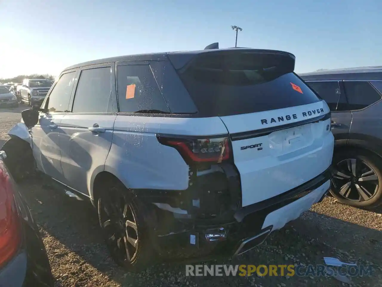 2 Photograph of a damaged car SALWR2SU7NA218815 LAND ROVER RANGEROVER 2022