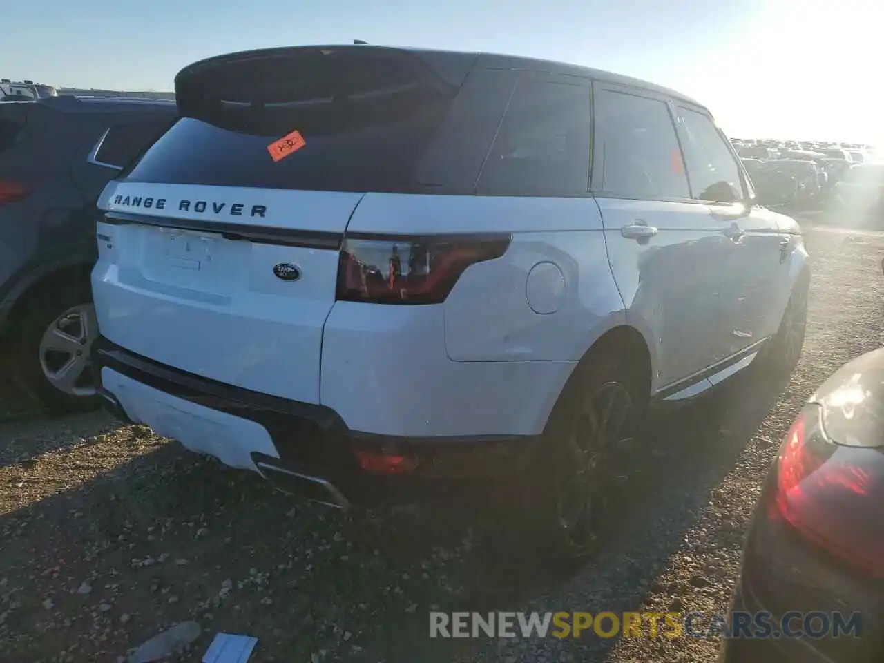 3 Photograph of a damaged car SALWR2SU7NA218815 LAND ROVER RANGEROVER 2022