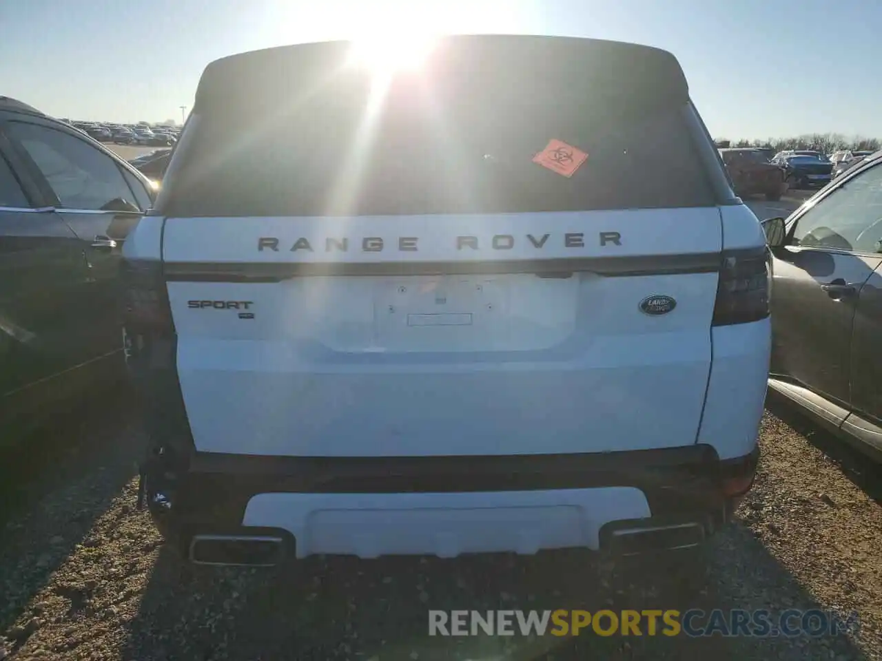 6 Photograph of a damaged car SALWR2SU7NA218815 LAND ROVER RANGEROVER 2022