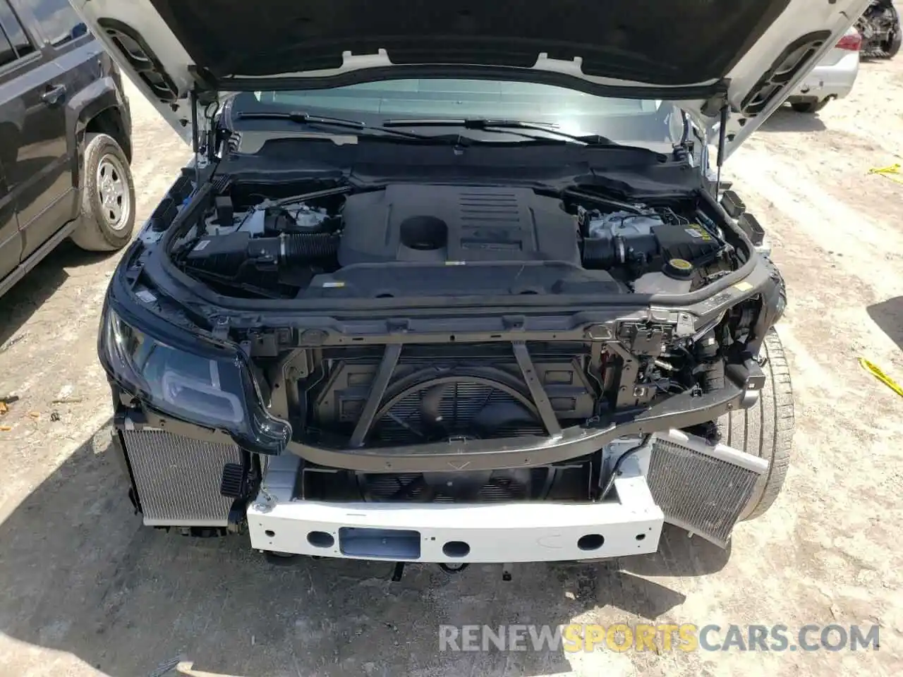 7 Photograph of a damaged car SALWR2SU8NA206284 LAND ROVER RANGEROVER 2022