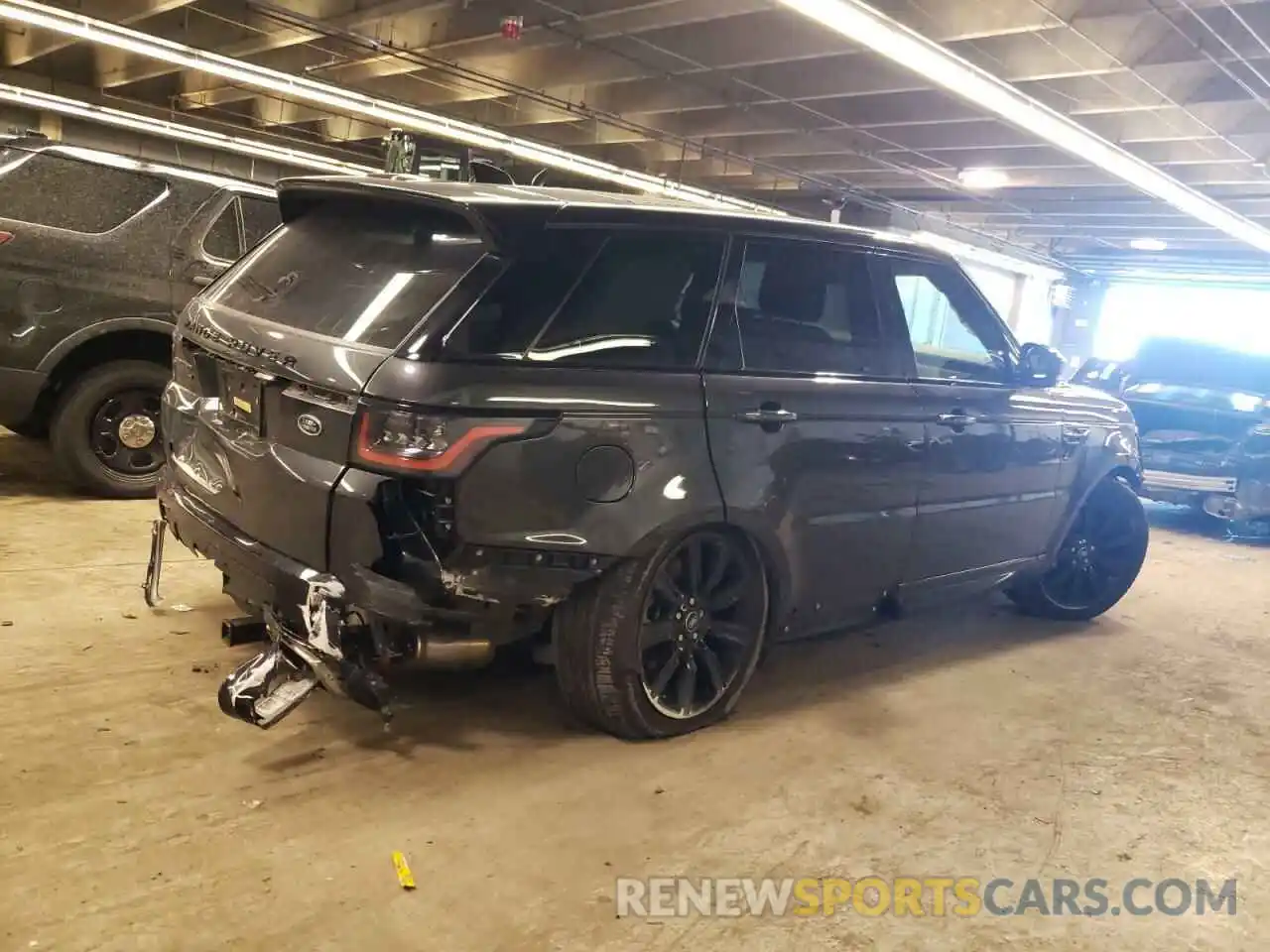 3 Photograph of a damaged car SALWR2SU8NA228463 LAND ROVER RANGEROVER 2022