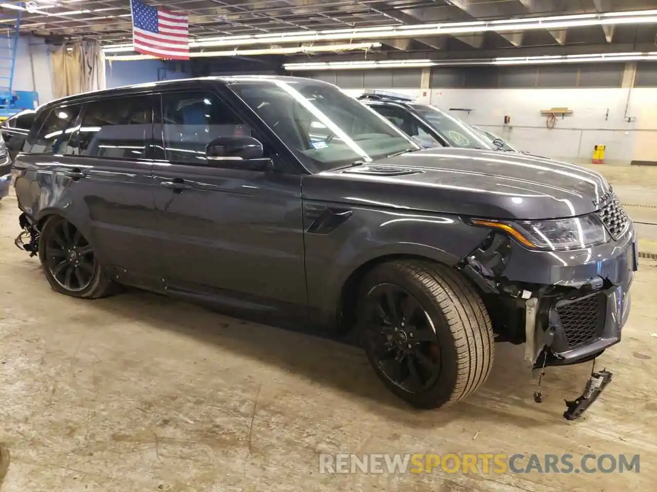 4 Photograph of a damaged car SALWR2SU8NA228463 LAND ROVER RANGEROVER 2022