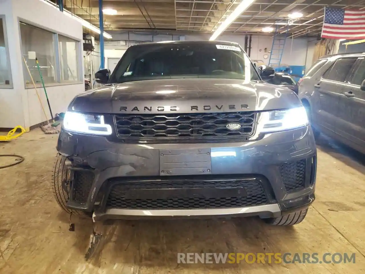 5 Photograph of a damaged car SALWR2SU8NA228463 LAND ROVER RANGEROVER 2022