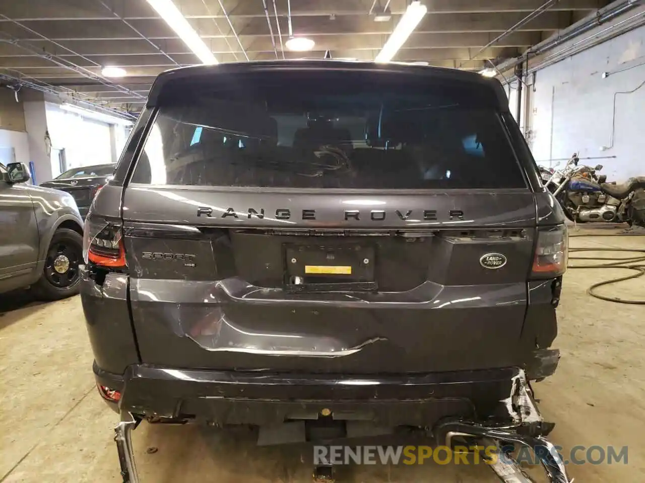 6 Photograph of a damaged car SALWR2SU8NA228463 LAND ROVER RANGEROVER 2022