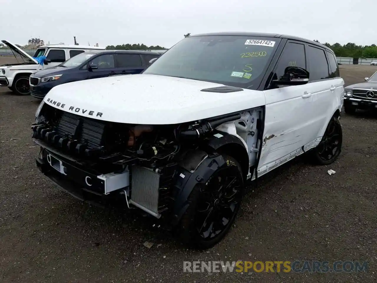 2 Photograph of a damaged car SALWR2SU8NA232500 LAND ROVER RANGEROVER 2022