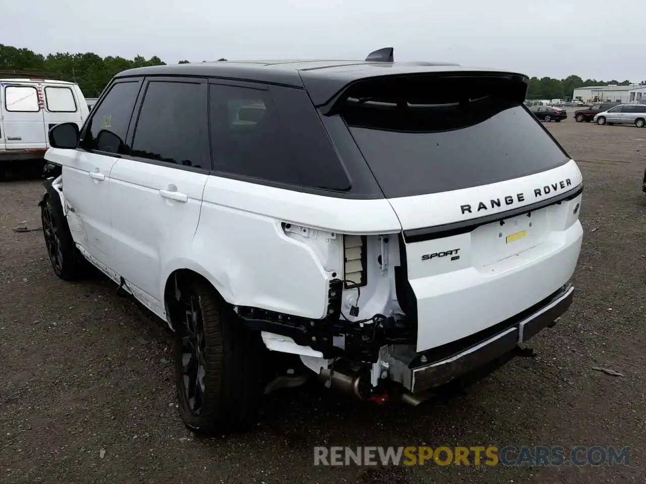 3 Photograph of a damaged car SALWR2SU8NA232500 LAND ROVER RANGEROVER 2022