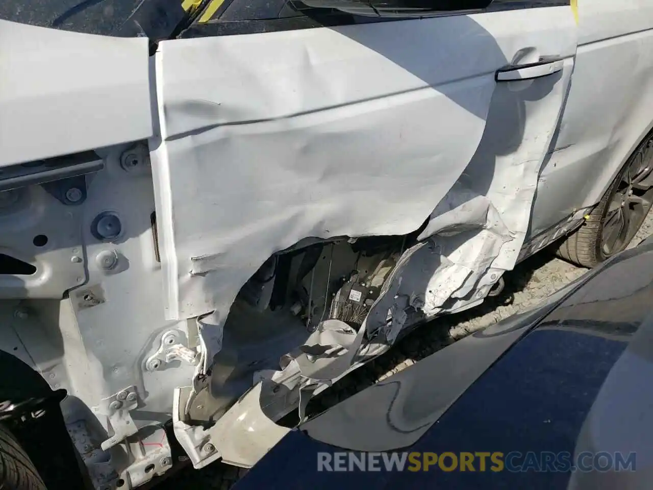 9 Photograph of a damaged car SALWS2RU6NA232392 LAND ROVER RANGEROVER 2022