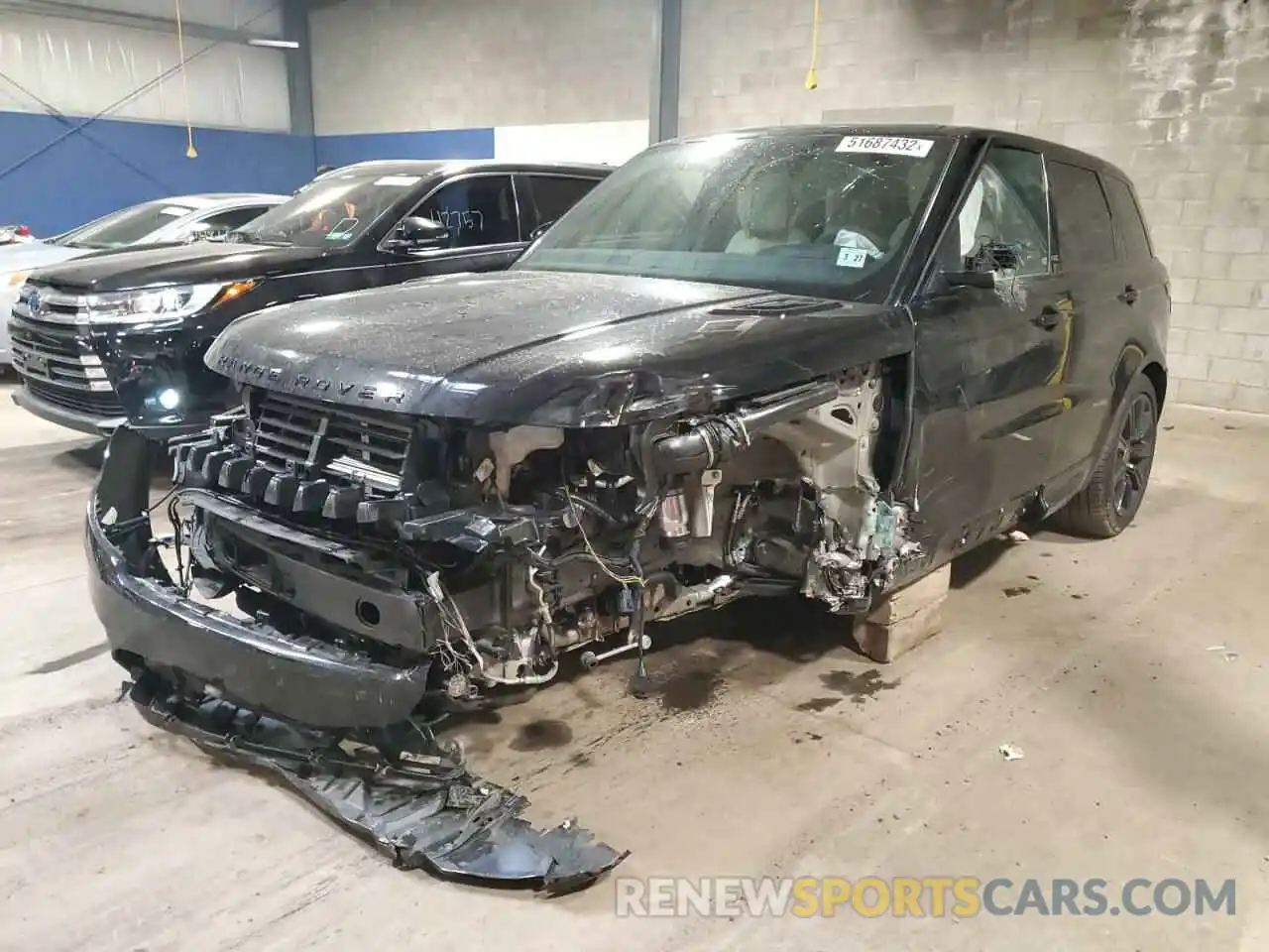 2 Photograph of a damaged car SALWS2RU6NA234501 LAND ROVER RANGEROVER 2022