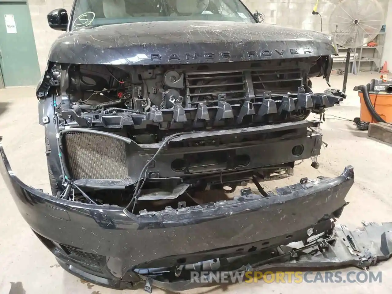 9 Photograph of a damaged car SALWS2RU6NA234501 LAND ROVER RANGEROVER 2022