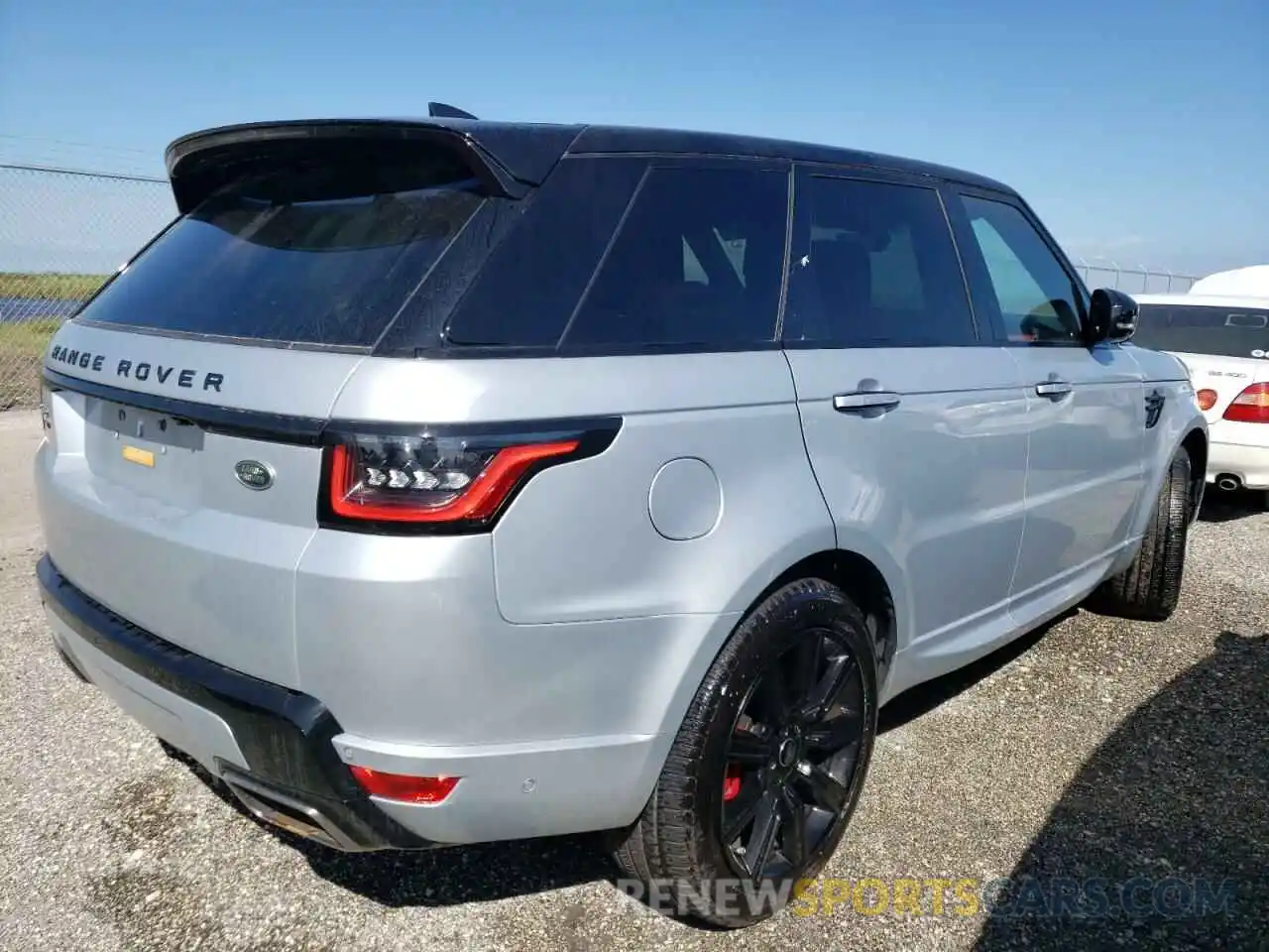 4 Photograph of a damaged car SALWS2RU7NA222793 LAND ROVER RANGEROVER 2022