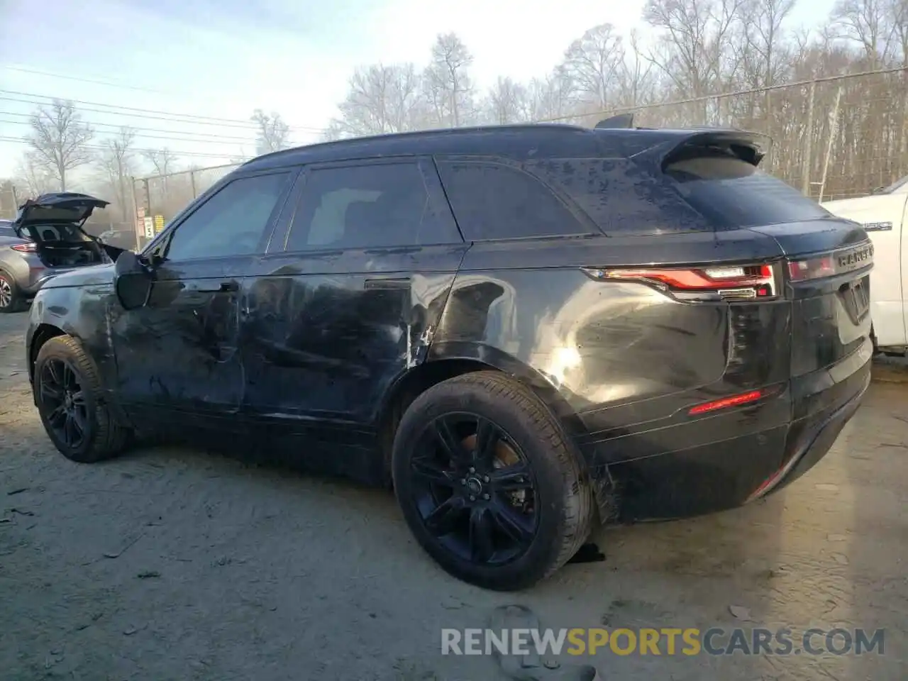 2 Photograph of a damaged car SALYT2EX2NA340840 LAND ROVER RANGEROVER 2022