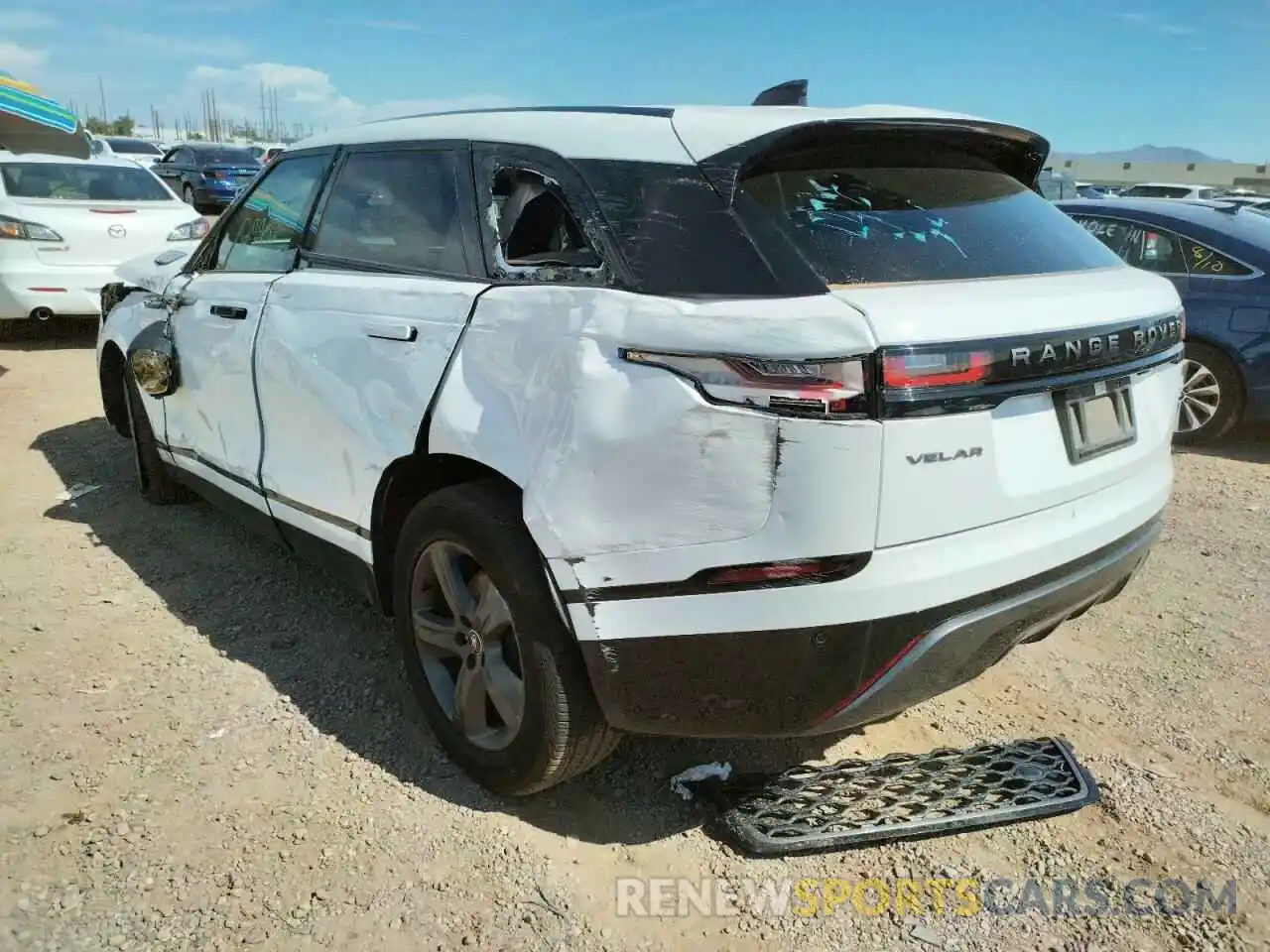 3 Photograph of a damaged car SALYT2EX6NA329923 LAND ROVER RANGEROVER 2022