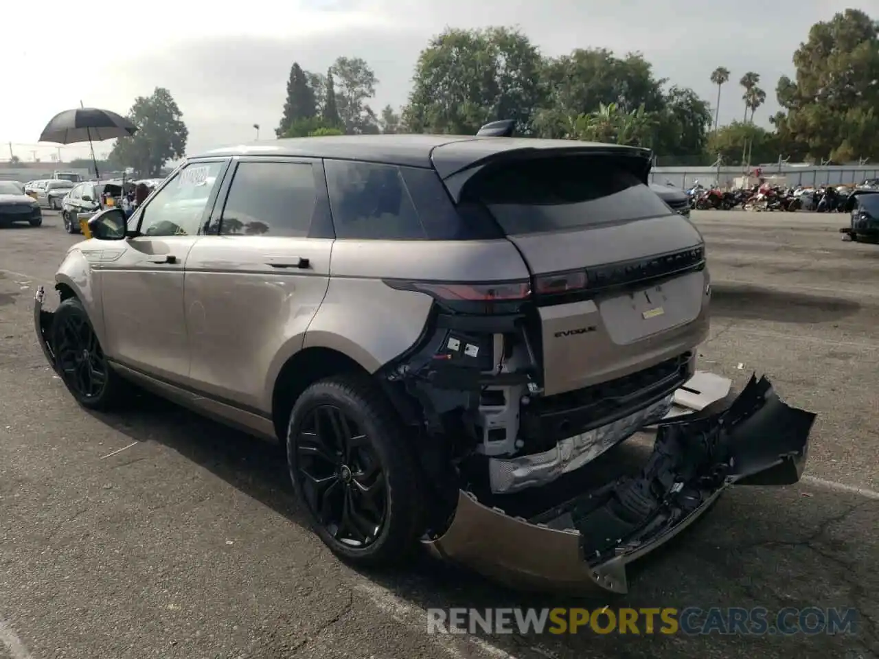 3 Photograph of a damaged car SALZP2FX0NH169486 LAND ROVER RANGEROVER 2022