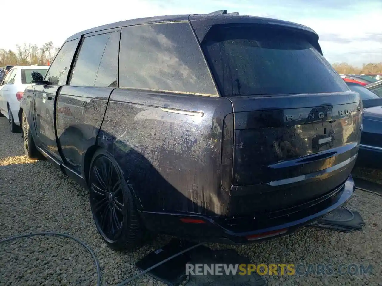 3 Photograph of a damaged car SALK19E7XPA013383 LAND ROVER RANGEROVER 2023