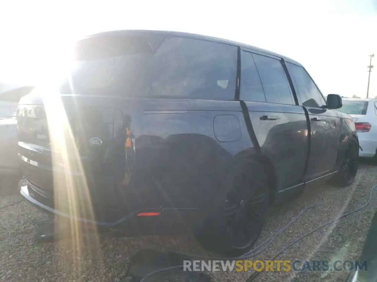 4 Photograph of a damaged car SALK19E7XPA013383 LAND ROVER RANGEROVER 2023