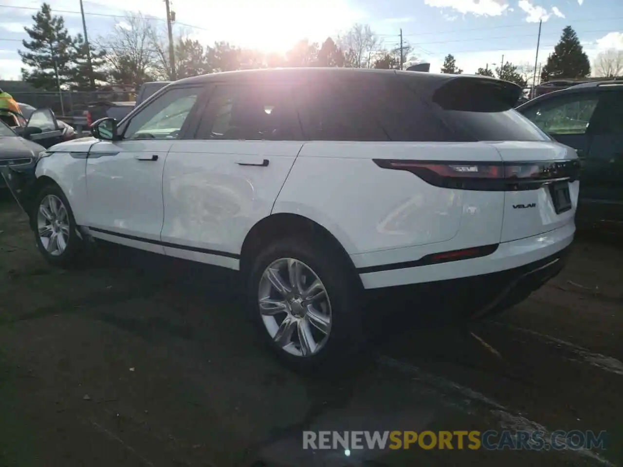 2 Photograph of a damaged car SALYT2EX2PA352716 LAND ROVER RANGEROVER 2023