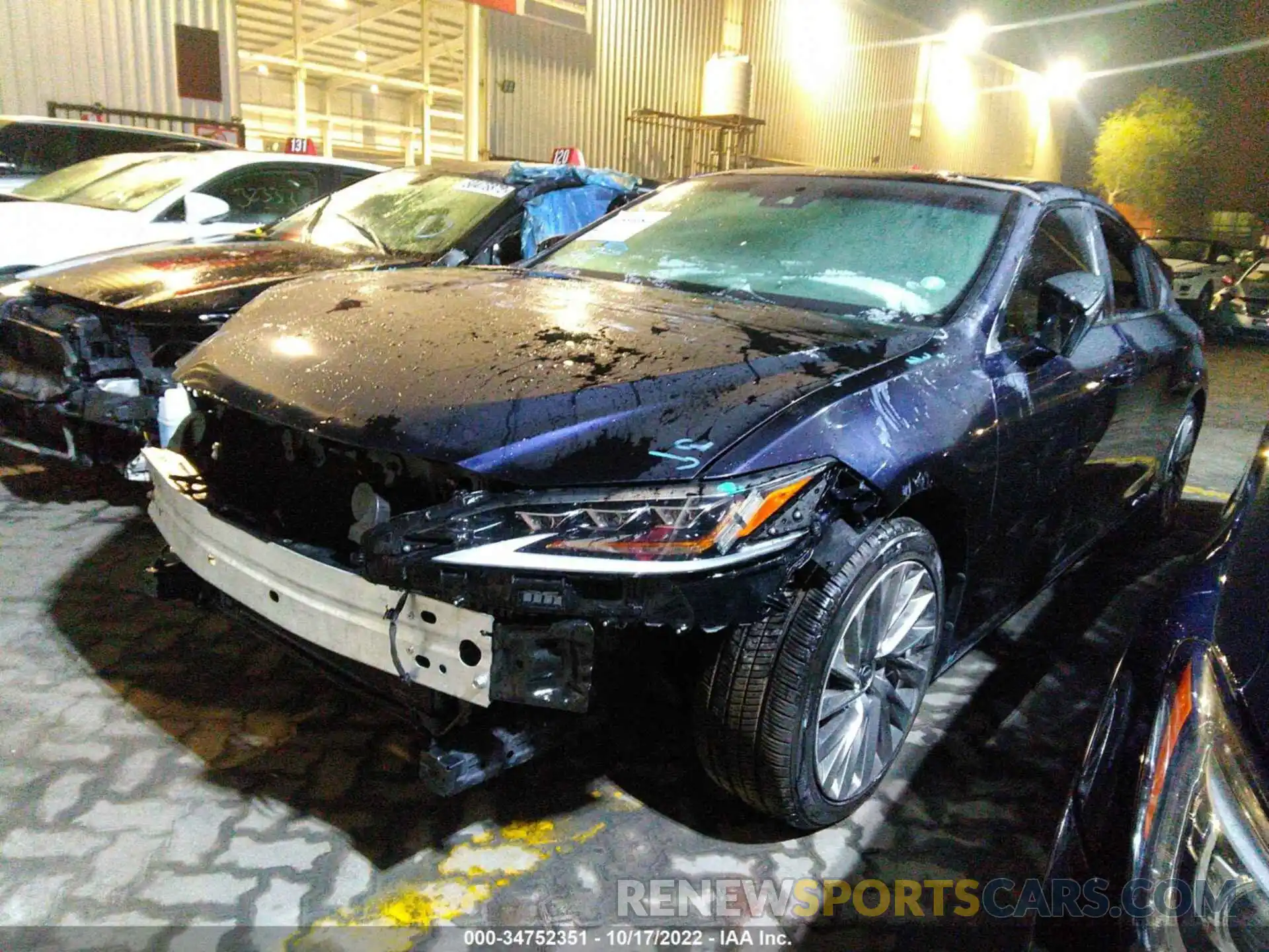 2 Photograph of a damaged car 00AB21B1XKU003678 LEXUS ES 2019