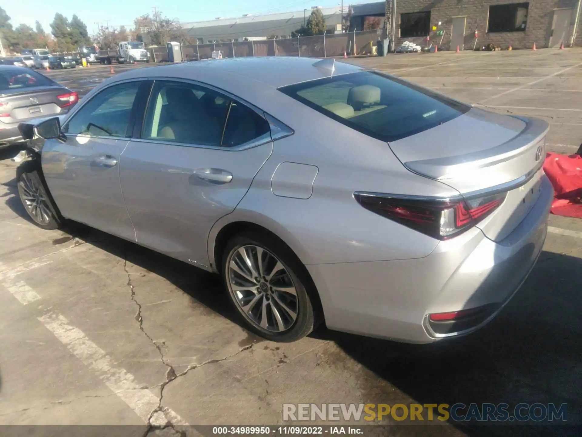 3 Photograph of a damaged car 58AB21B12KU002721 LEXUS ES 2019