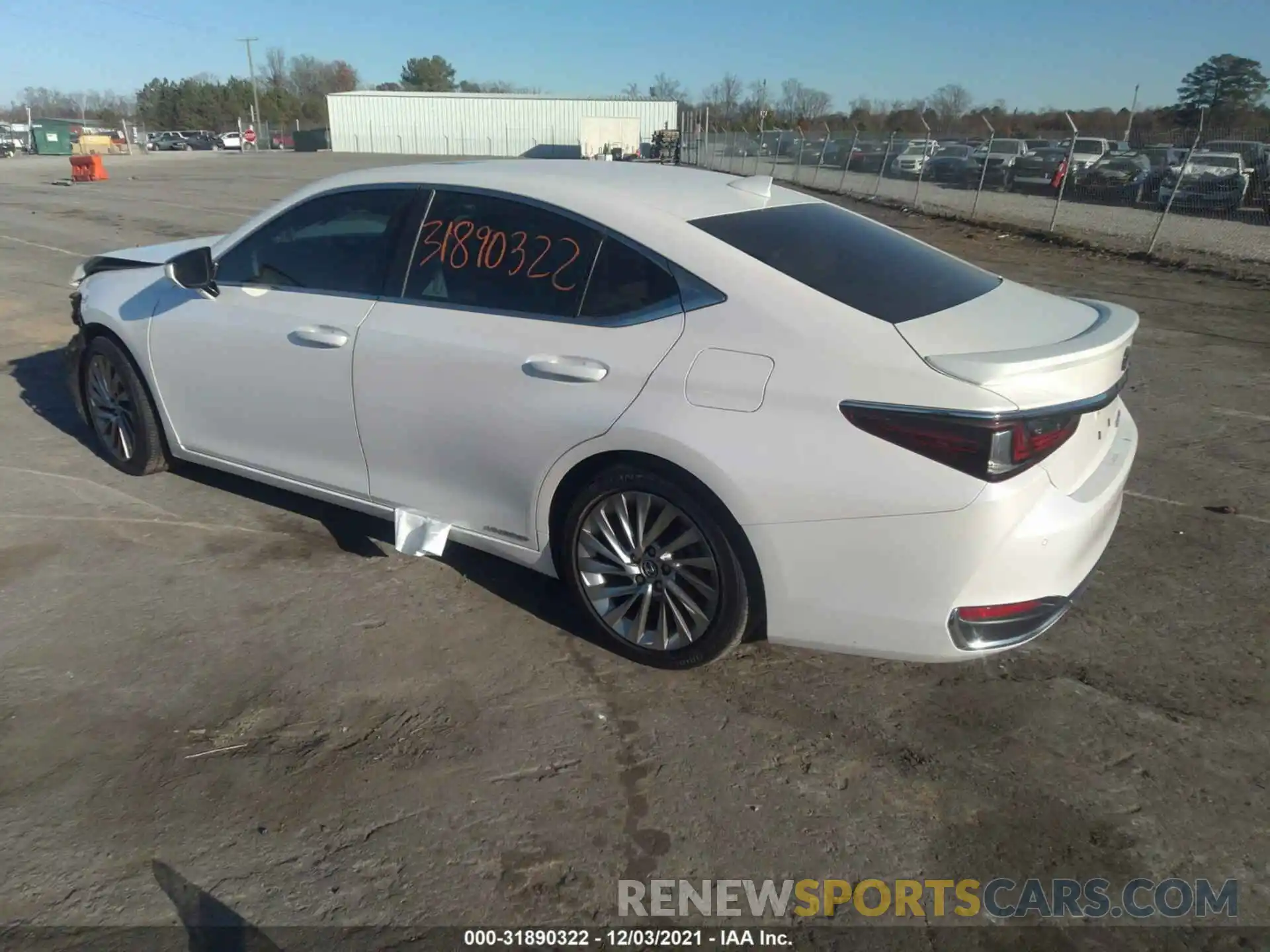 3 Photograph of a damaged car 58AB21B19KU001520 LEXUS ES 2019