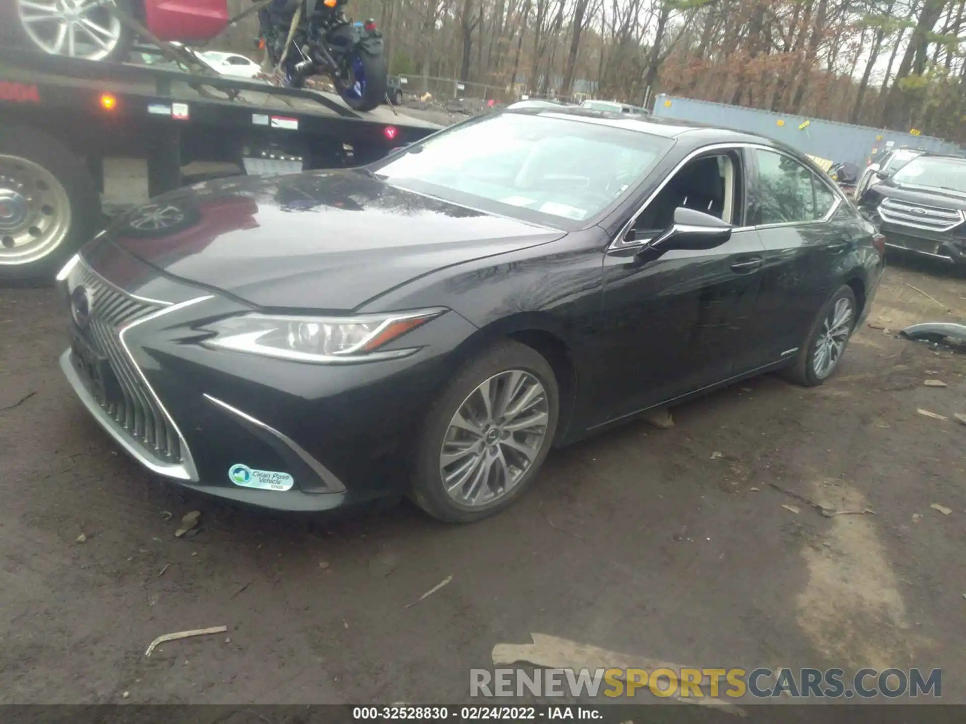 2 Photograph of a damaged car 58AB21B19KU003851 LEXUS ES 2019