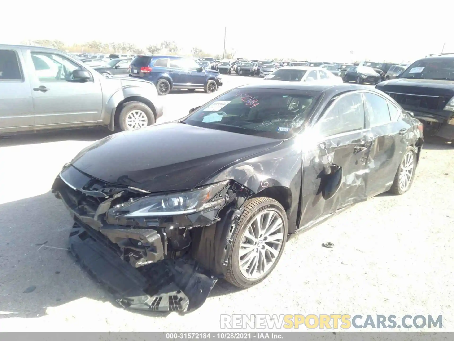 2 Photograph of a damaged car 58AB21B1XKU002725 LEXUS ES 2019