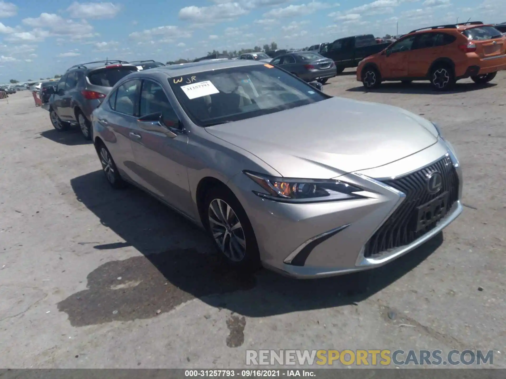 1 Photograph of a damaged car 58ABZ1B10KU004639 LEXUS ES 2019