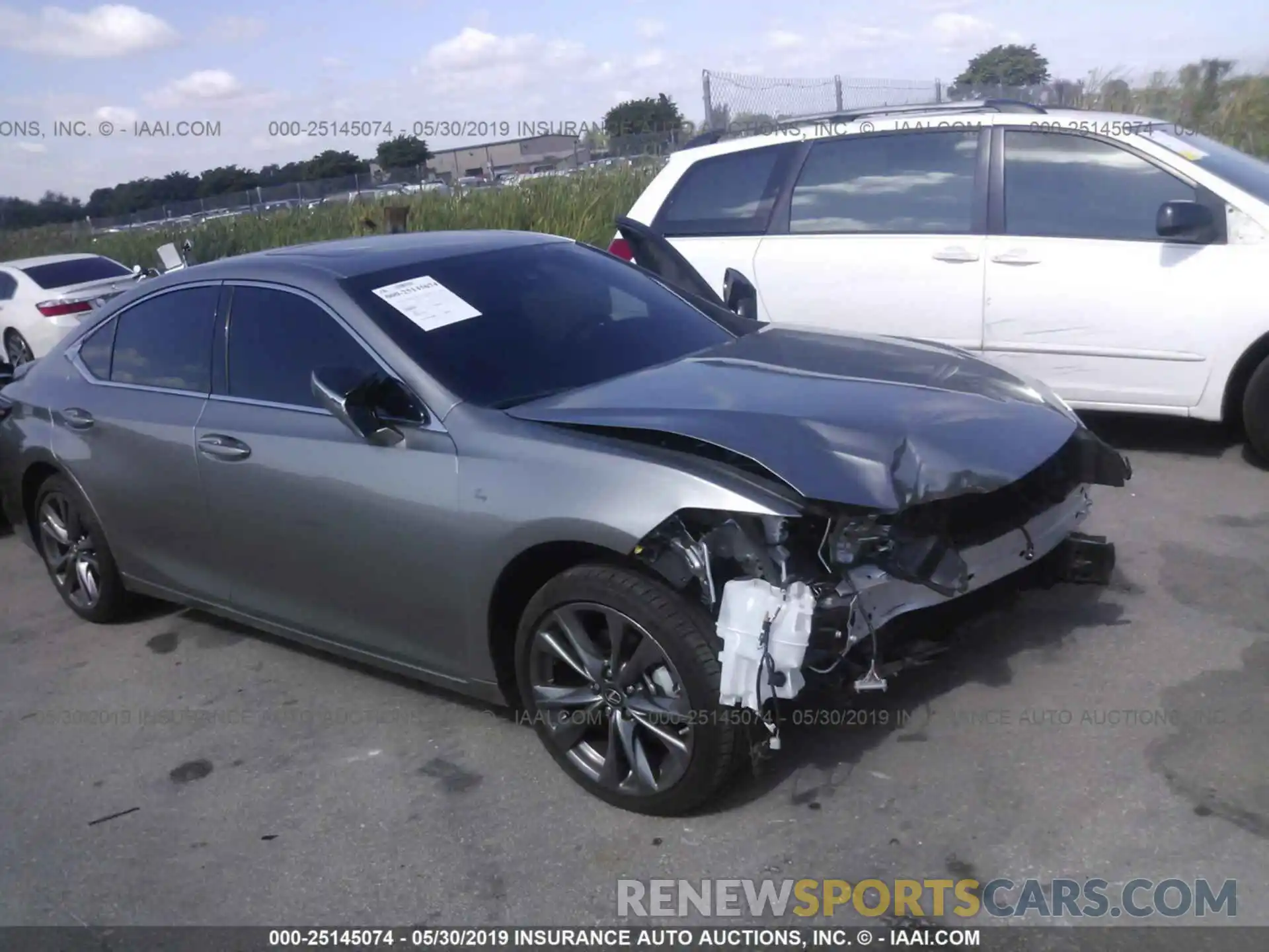 1 Photograph of a damaged car 58ABZ1B10KU006259 LEXUS ES 2019